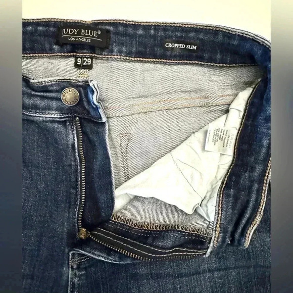 Judy Blue Women’s Cropped Slim Jeans Size- 9/29 - Picture 7 of 10
